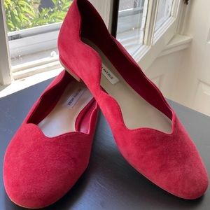 Saks Fifth Avenue Red Suede Scallop Flats